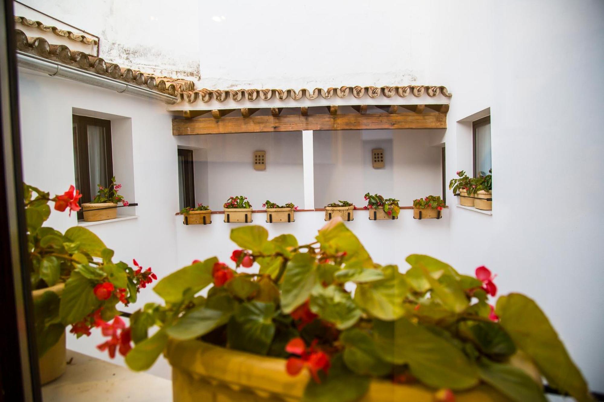 Hotel Legado Alcazar (Adults Only) Севиля Екстериор снимка