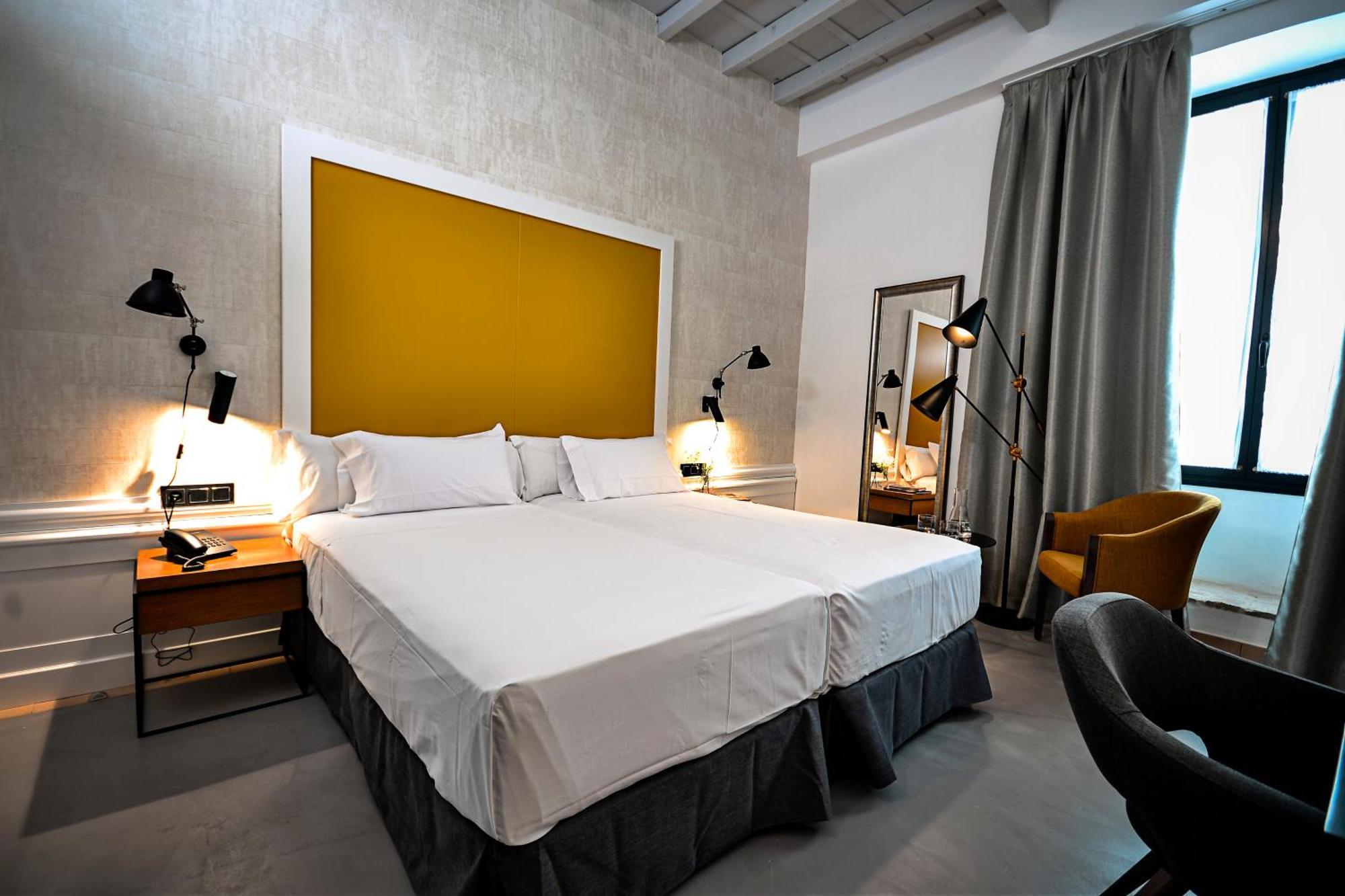 Hotel Legado Alcazar (Adults Only) Севиля Екстериор снимка