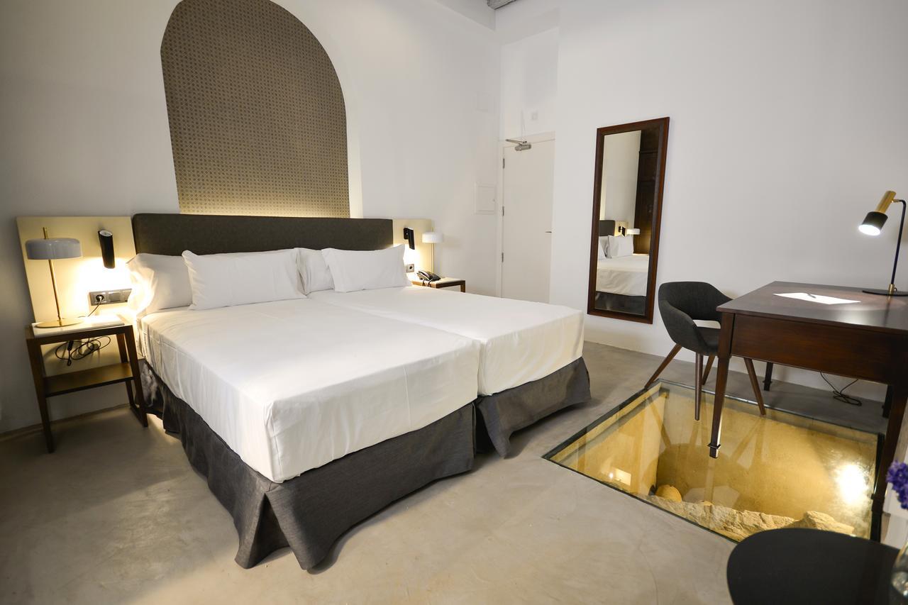 Hotel Legado Alcazar (Adults Only) Севиля Екстериор снимка