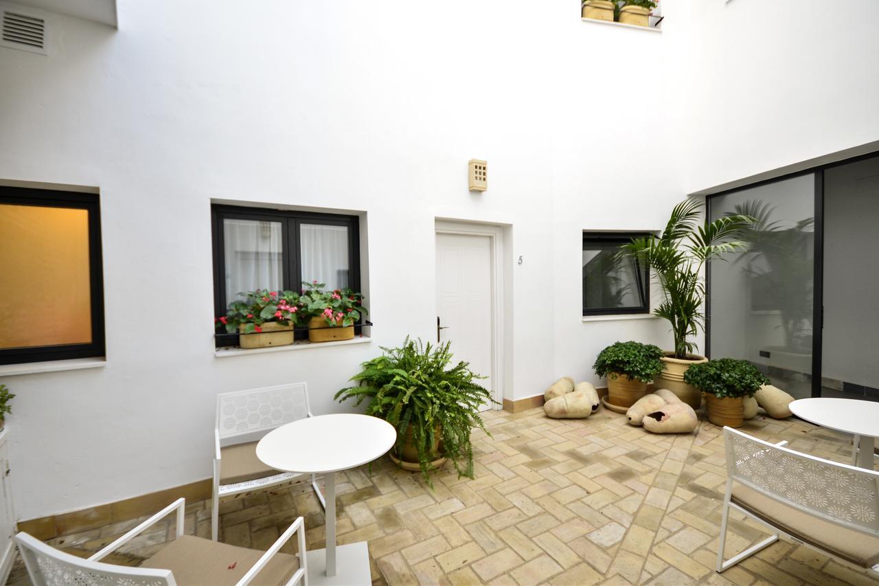Hotel Legado Alcazar (Adults Only) Севиля Екстериор снимка